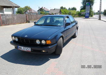 BMW 7 E32 730i
