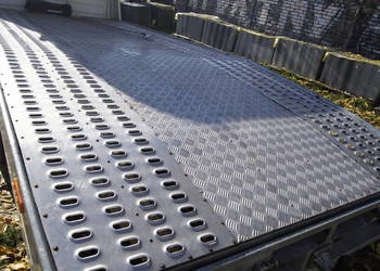 Najazd z autolawety stan b.dobry + wciągarka