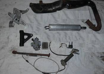 Części Yamaha DT 125 1F9 1976-1977 Karoseria Wydech Emblemat