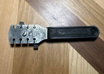 ręczny ściągacz izolacji do przewodów elektrycznych SP Metalowców Radom