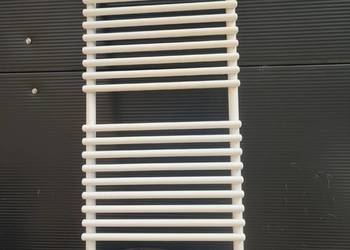 Grzejnik łazienkowy wodny 112/50 cm Kaloryfer łazienkowy Biały