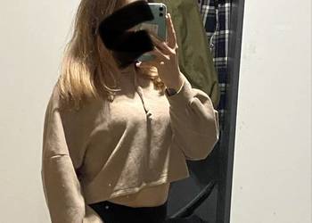 Swetry, bluzy, żakiety. Rozmiary od XS do M