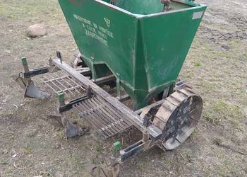 Sprzedam sadzarkę do ziemniaków