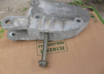 łapa silnika 2,0 16V renault scenik II
