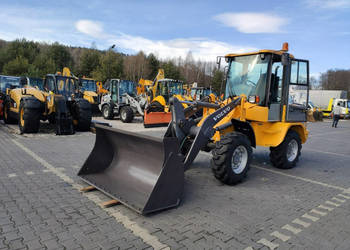 średnia kołowa Volvo L30B Pro Unikat Stan Tylko 5380 mth