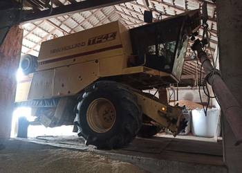 New Holland TF44