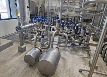 Stacja przyjęcia mleka Alfa Laval | Pompa wirowa, Kolektor mleczny