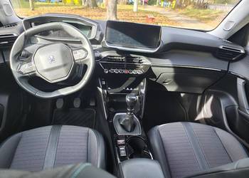 Sprzedam Peugeot 2008 1.5 HDi 110 kw full LED wirtualny kokpit jeden właści