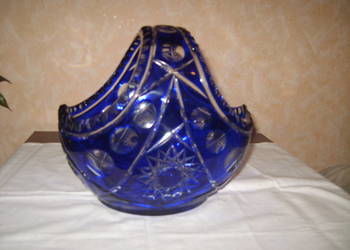 Kryształowy koszyk kobaltowy