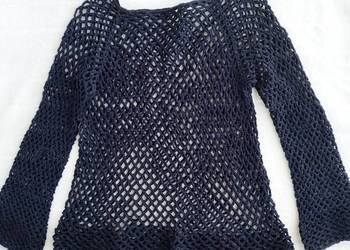 Młodzieżowy sweter z siateczki crochet, robiony ręcznie