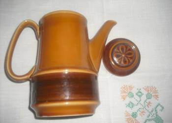 Dzbanek porcelanowy