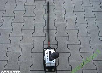 AUDI A4 B6 małysz 2,5tdi 02-05R LEWAREK ZMIANY BIEGÓW automat 8E1713041K