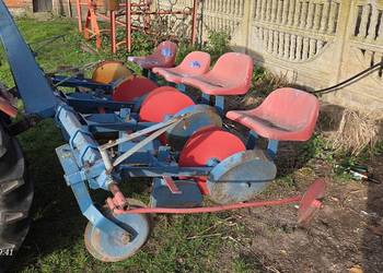 Sprzedam sadzarke do warzyw 4 rzedowa