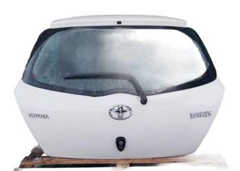 TYLNA KLAPA BAGAŻNIKA TYŁ SZYBA TOYOTA YARIS II 2 BIAŁA 5D