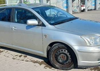 Toyota Avensis T25 D4D Navi, xenon, skóra iitd