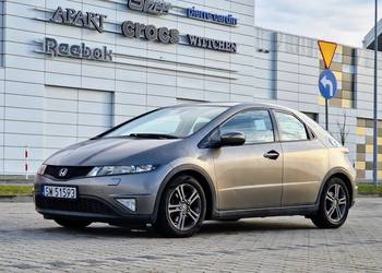 Honda Civic VIII UFO 1.8 140km