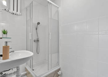 Nowa cena - 4 pokoje, oddzielna kuchnia + balkon w centrum Gryfina.