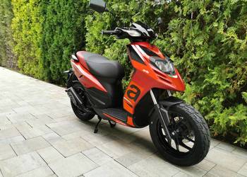 Aprilia SR MOTARD 50 2T