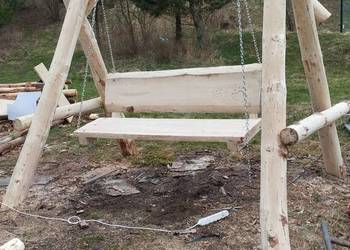 Huśtawka ogrodowa drewniana