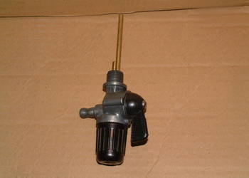 WSK M06 64  B-1   Komar Żak kranik paliwa sprawny