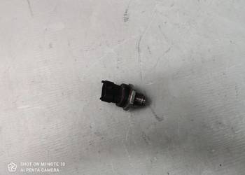 Czujnik na listwe Fiat 1.3 JTD 0281006158