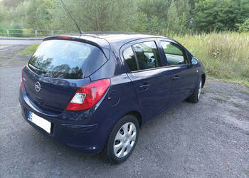 Opel corsa * Muzyka z Tel.* Podgrz.fotele, kierownica+czujnki parkowania *