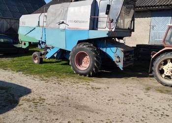Kombajn zbożowy Fortshritt E512