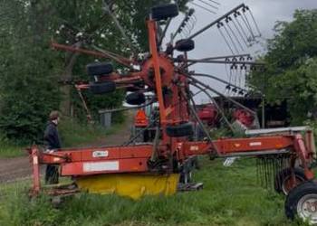 Zgrabiarka Fella ts800