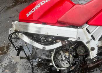 rama Honda VFR 750 F (RC36)