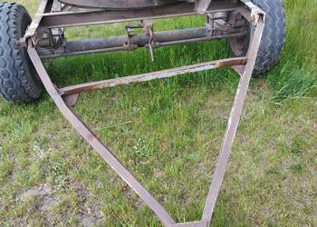 Przyczepa do bel balotów siana słomy Przyczepa do bel balotów siana słomy