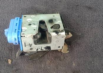 Zamek Drzwi Tył Prawy Audi A4 B5 (a-4)