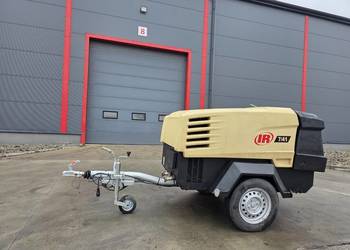 Kompresor, sprężarka śrubowa przewoźna DOOSAn 741 4,1m3 7 bar, 2011, 639 mt