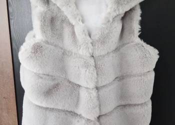 Bezrękawnik damski z imitacji futra