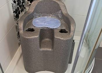 Sprzedam nowe krzesełko pod prysznic dla osoby starszej lub ograniczonej ru