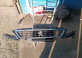 Atrapa chłodnicy Peugeot 308 gt-line