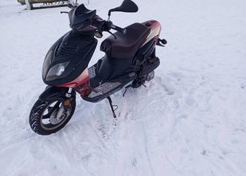 Skuter zarejestrowany 125/50