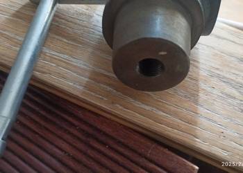 element mechanizmu posuwu z pokrętłem odlew żeliwo element mechanizmu posuwu z pokrętłem odlew żeliwo