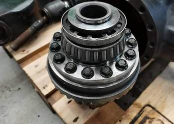 Deutz-fahr 6.15 Środek mostu APL2045