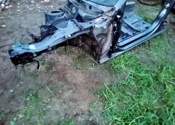 ĆWIARTKA PODŁUŻNICA LEWA PRZÓD AUDI A4 B9 15-20