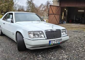 Mercedes Benz 124 COUPE