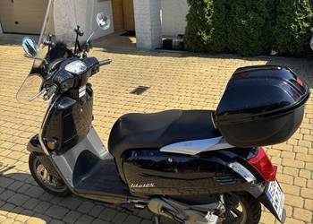 Sprzedam skuter Kymco likę 125 z małym przebiegiem