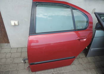 DRZWI LEWY TYŁ NISSAN PRIMERA P11 5D HB