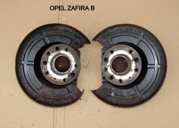 PIASTA ZWROTNICA TYLNA LEWA PRAWA OPEL ZAFIRA B AV-BAR-0094