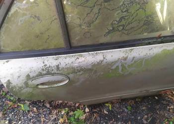 Mitsubishi Lancer  1995 | 1998 drzwi prawe tył