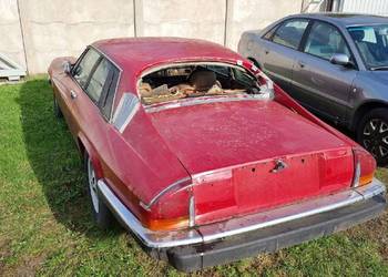 SYNDYK SPRZEDA Samochód osobowy marki Jaguar XJ-S
