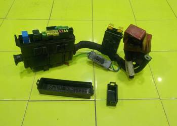 NISSAN NV200 14r 1.5 DCI 14r VAN skrzynka bezpiecznikow