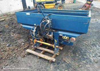 Rozsiewacz nawozu Bogballe 1200l siewka Amazone dwa talerze