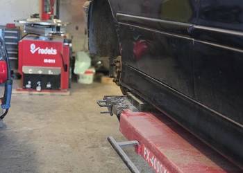 Naprawy wymiany blacharskie mechaniczne AUTO NAPRAWA blacharstwo mechanika