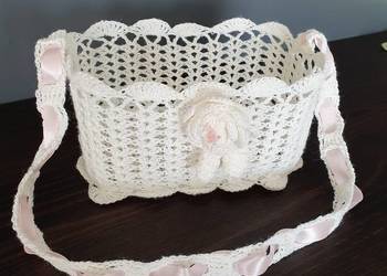 Koszyczek do sypania kwiatow