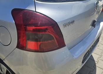 Lampa lewa prawa tył tylna Toyota Yaris II przedlift 2007r Europa